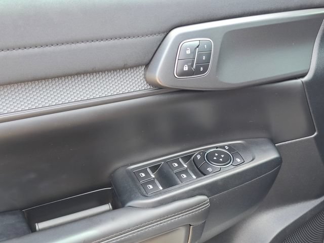 Used 2025 Ford Ranger Raptor AWD/4WD image 42