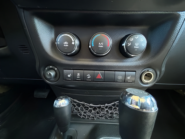 Used 2013 Jeep Wrangler Sahara w/ Dual Top Group AWD/4WD image 14