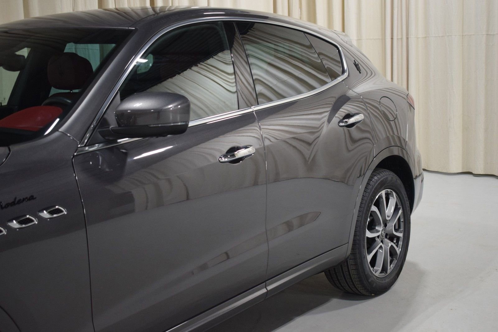 Certified 2022 Maserati Levante Modena image 2