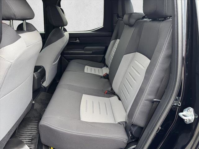 Certified 2025 Toyota Tacoma TRD Off-Road AWD/4WD image 17