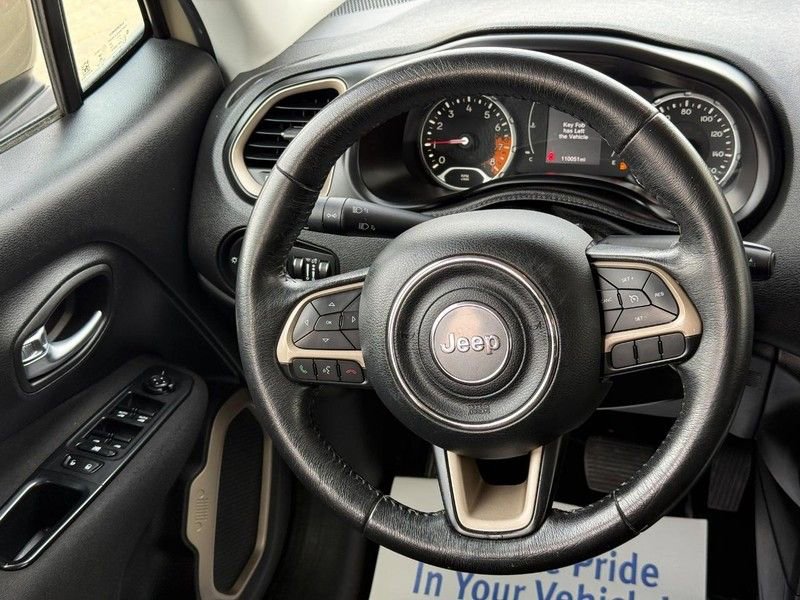 Used 2016 Jeep Renegade Latitude image 13
