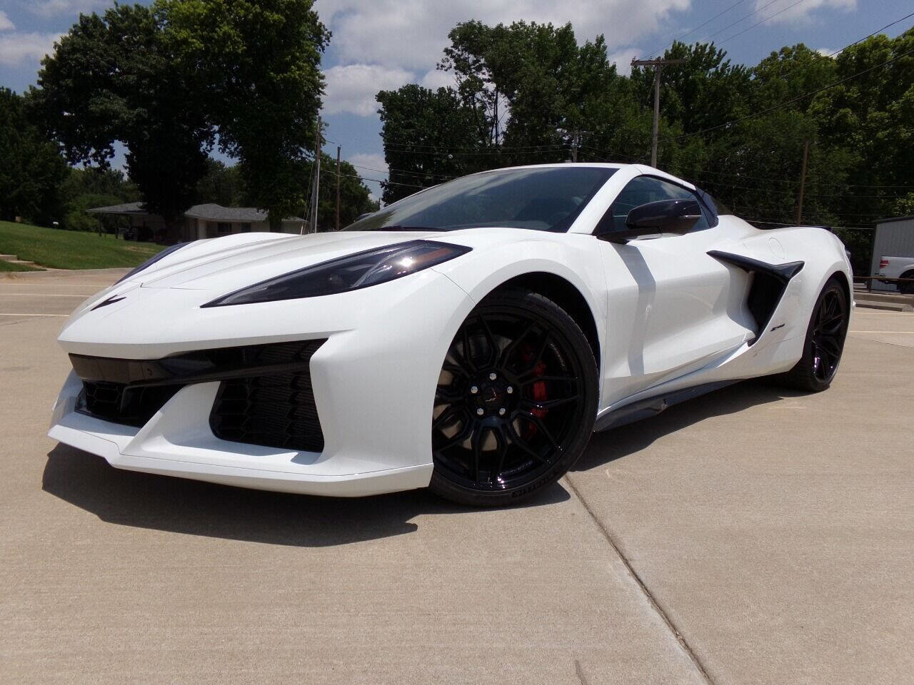 Used 2023 Chevrolet Corvette Z06 w/ 3LZ 70th Anniversary w/ Stealth Interior Trim Package RWD image 39