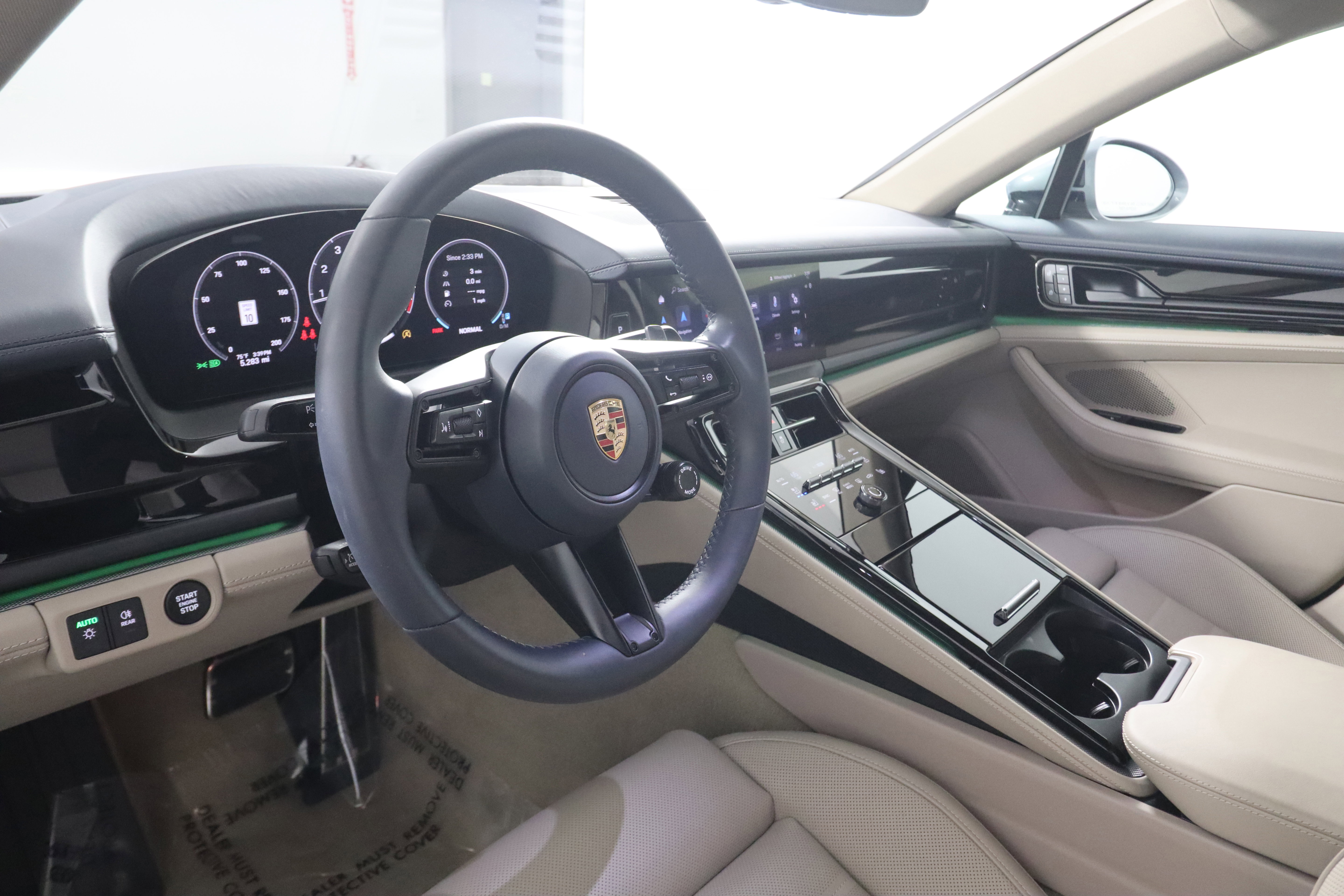Certified 2026 Porsche Panamera image 4