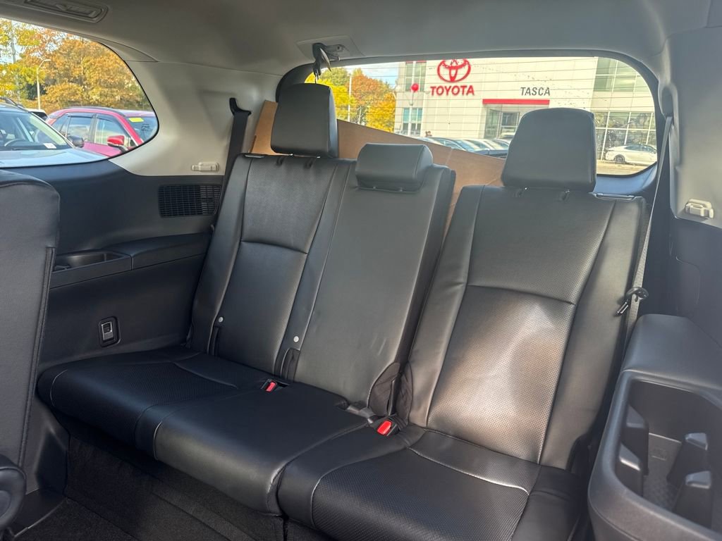 New 2026 Toyota Grand Highlander XLE image 14