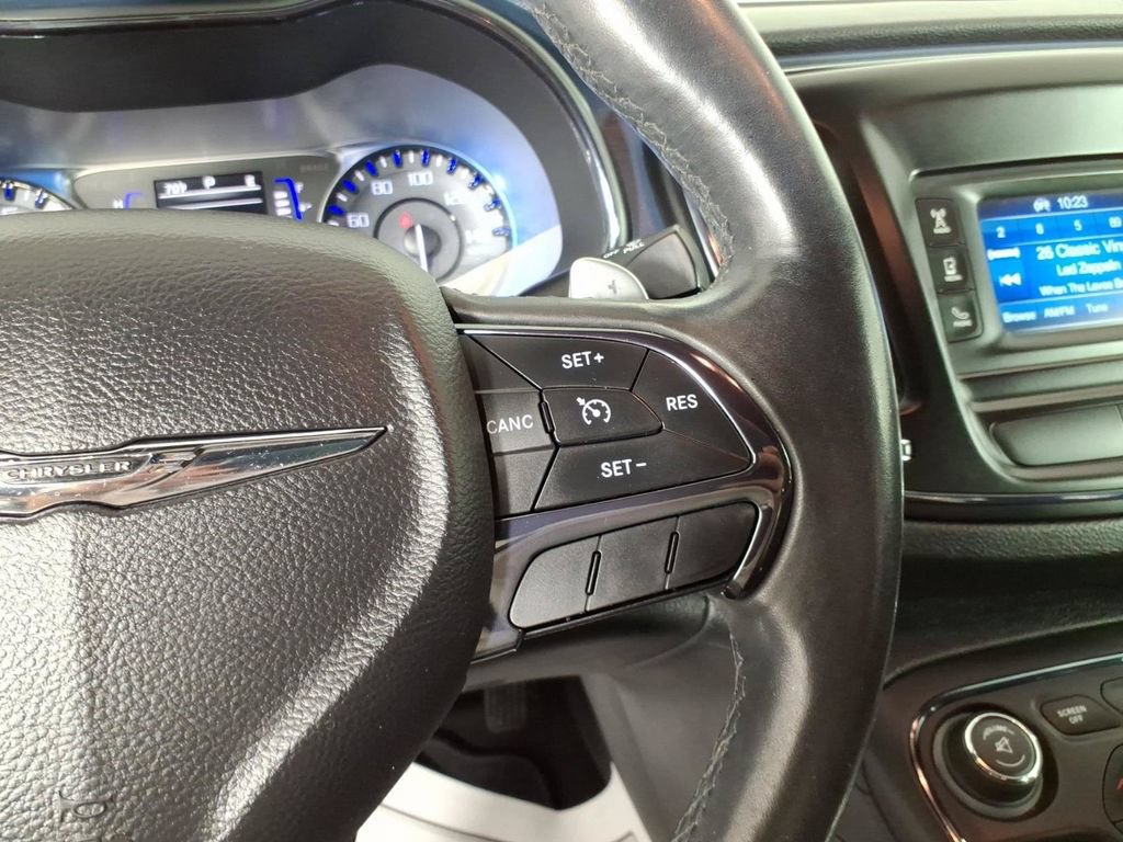 Used 2015 Chrysler 200 S w/ Comfort Group FWD image 16