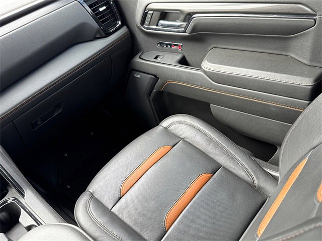 Used 2024 GMC Sierra 1500 AT4 w/ Technology Package image 16
