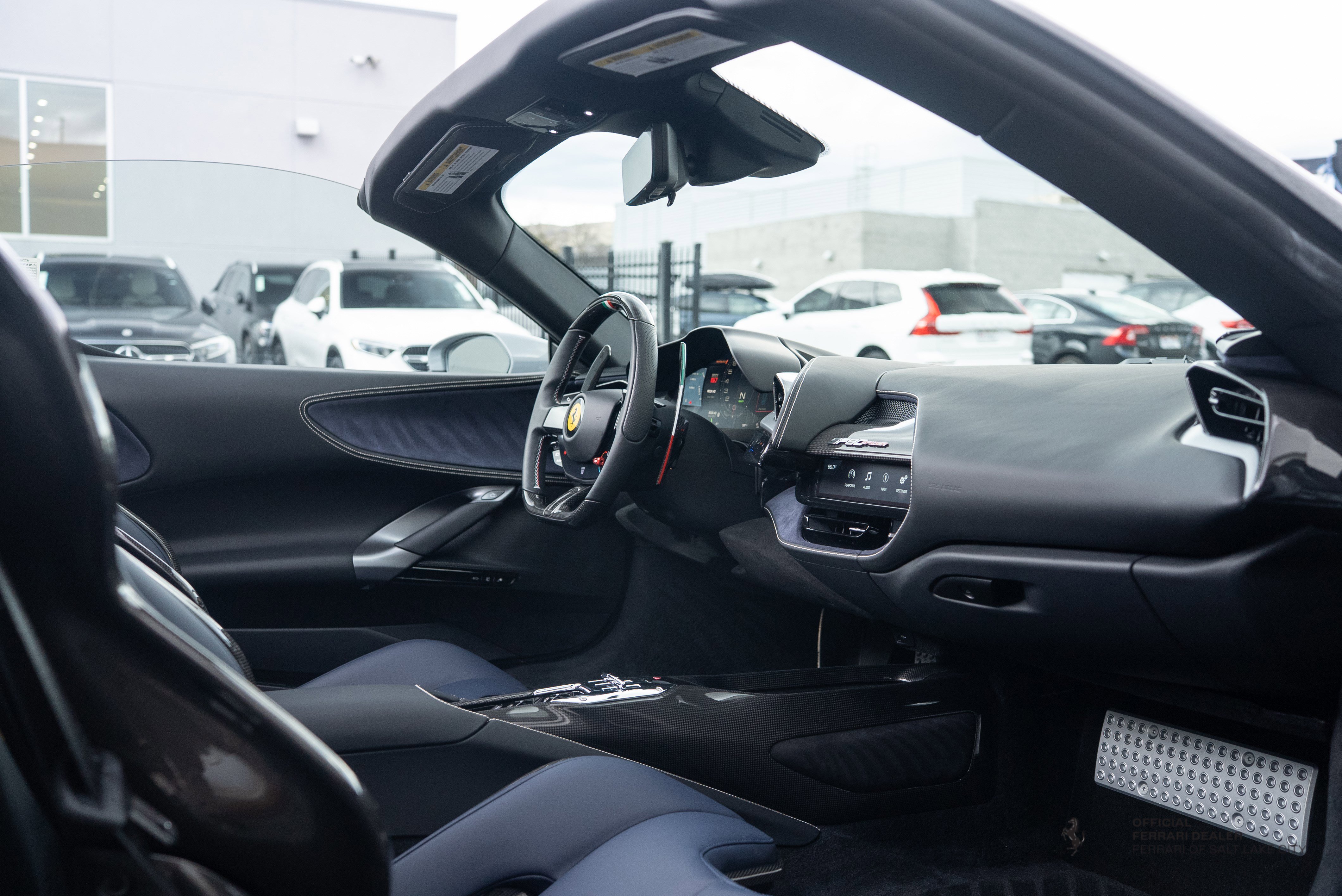 Used 2024 Ferrari SF90 Spider image 23