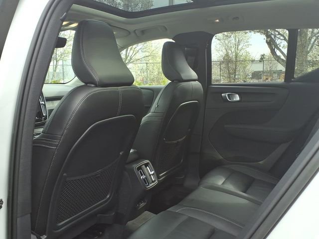 Used 2023 Volvo XC40 B5 Plus w/ Driver Assist Package image 21