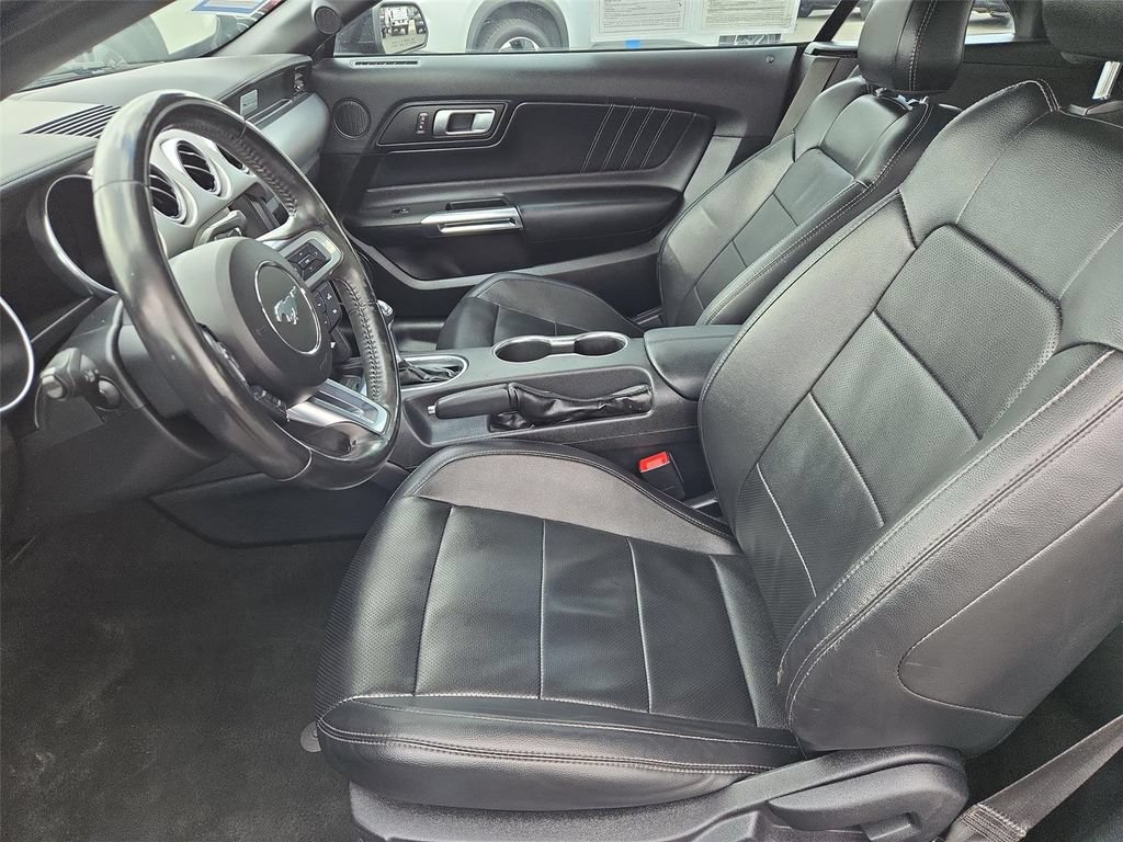 Used 2022 Ford Mustang Premium RWD image 11