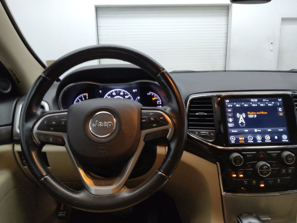 Used 2022 Jeep Grand Cherokee Laredo E RWD image 22