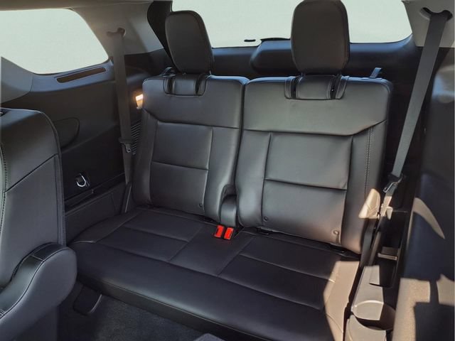 Used 2023 Ford Explorer XLT w/ Equipment Group 202A AWD/4WD image 14