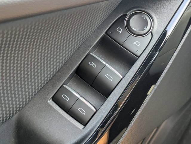 New 2026 Chevrolet Equinox RS w/ Convenience Package III image 25