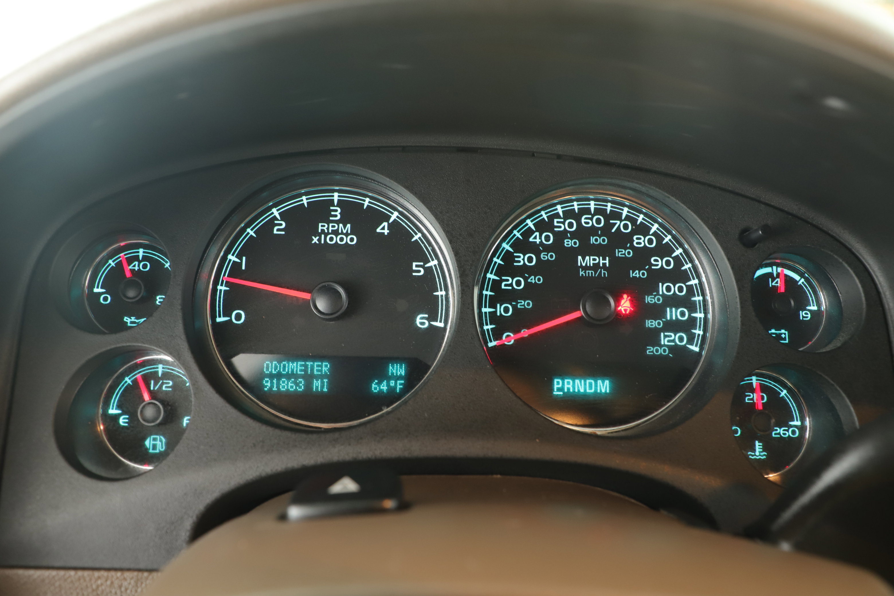 Used 2013 Chevrolet Suburban LTZ image 18