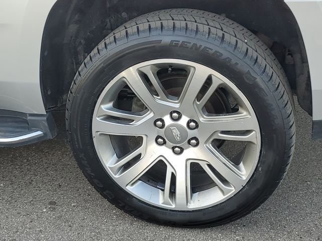 Used 2017 Cadillac Escalade Luxury image 40