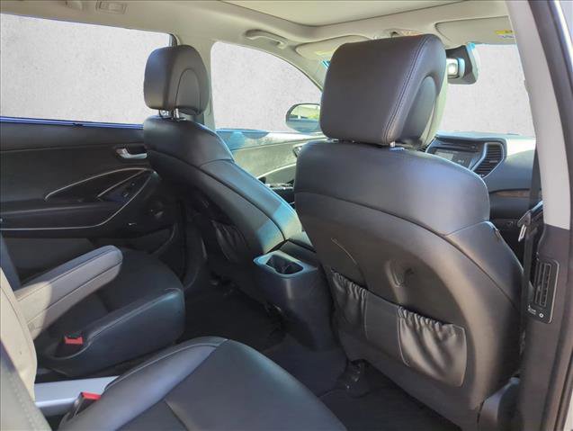 Used 2017 Hyundai Santa Fe Limited image 23
