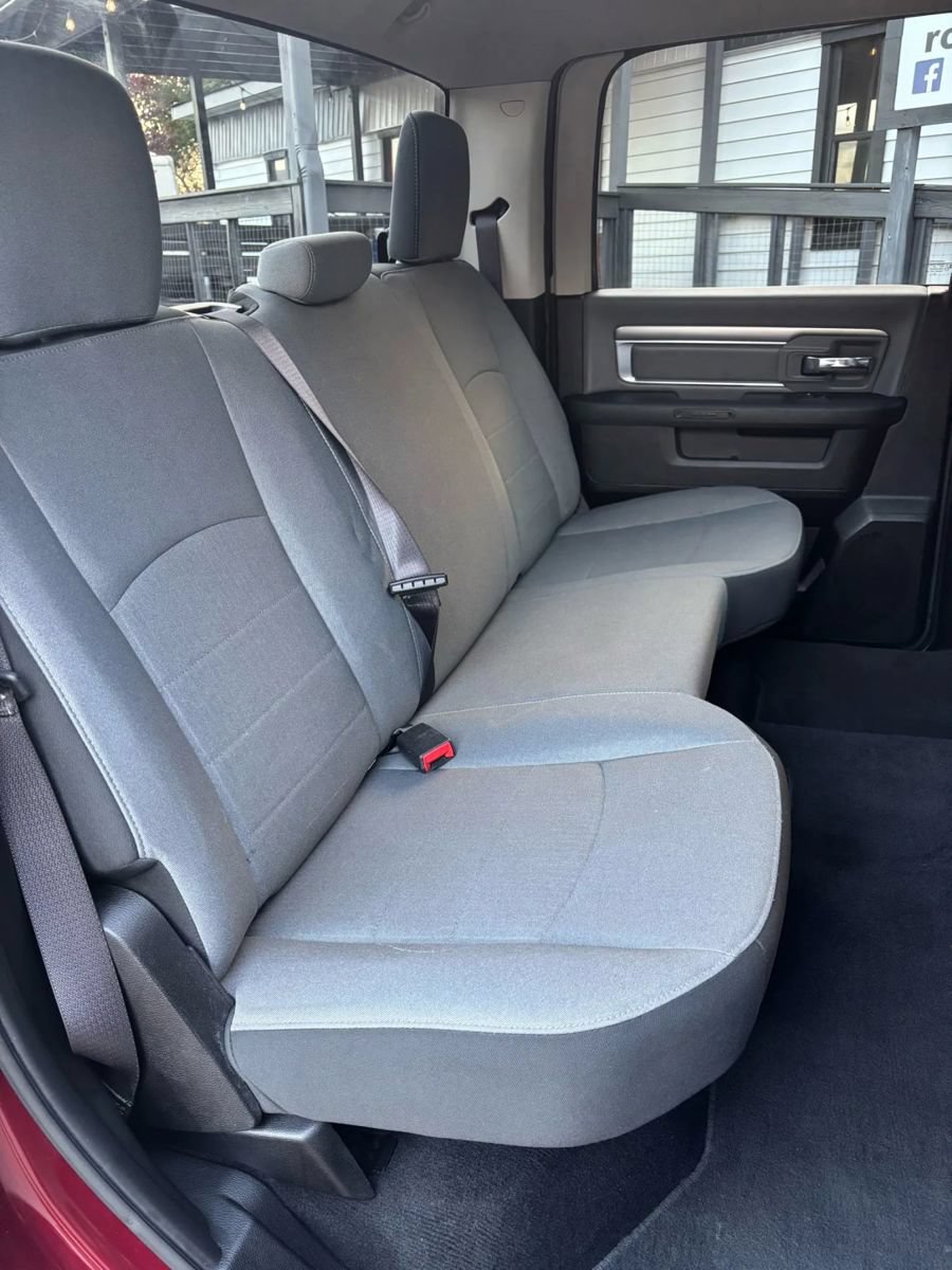 Used 2021 RAM 1500 Classic SLT AWD/4WD image 12