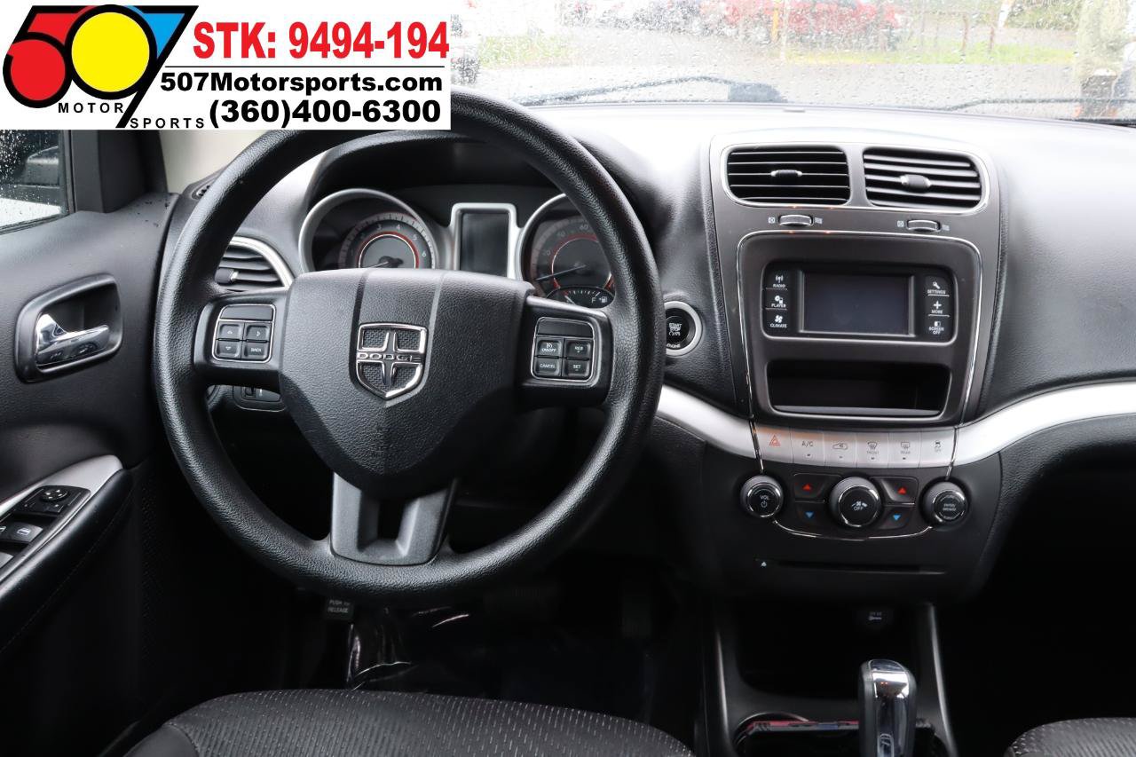 Used 2015 Dodge Journey SXT w/ Flexible Seating Group FWD image 18