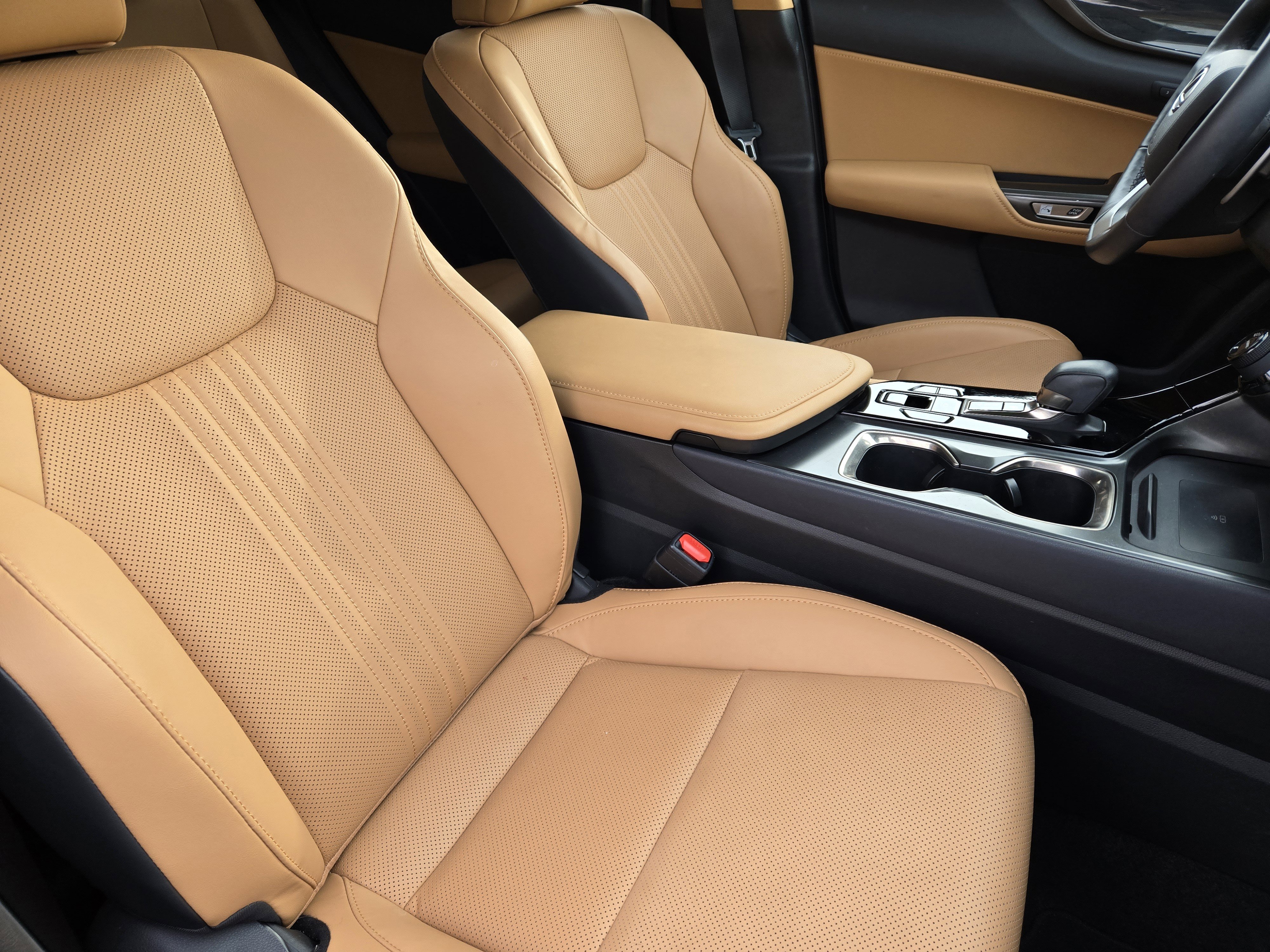 Used 2022 Lexus NX 350h AWD image 22