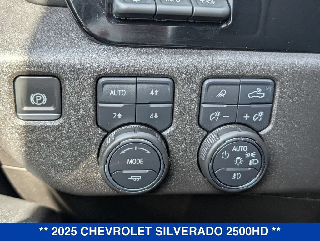 Used 2025 Chevrolet Silverado 2500 High Country w/ High Country Premium Package AWD/4WD image 25