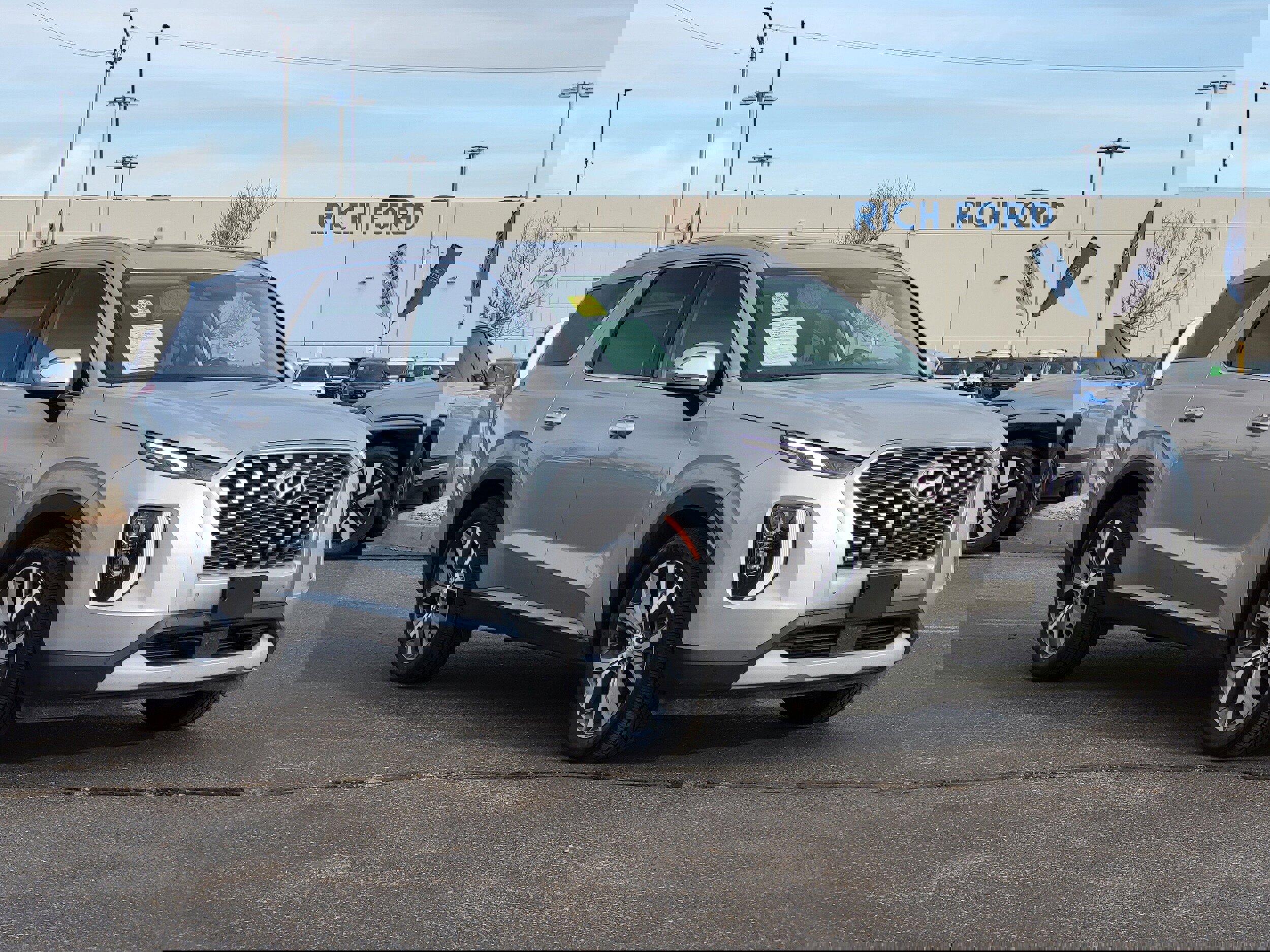 Used 2022 Hyundai Palisade SEL w/ Premium Package image 4