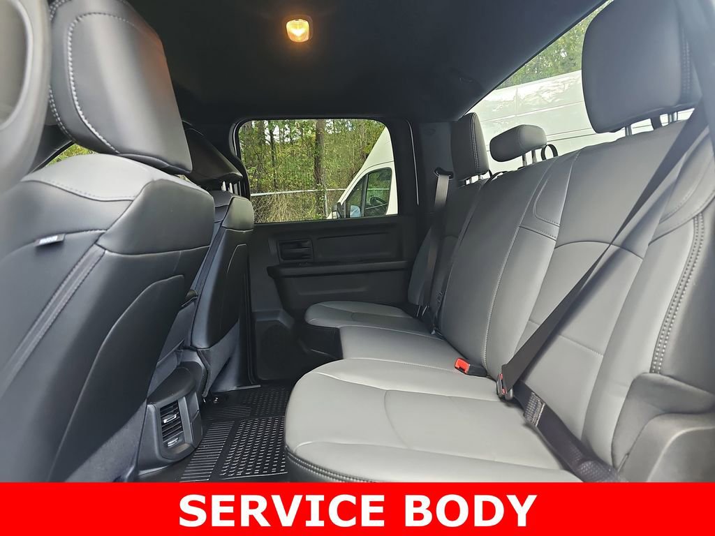 Used 2024 RAM 2500 Tradesman w/ Chrome Appearance Group image 13