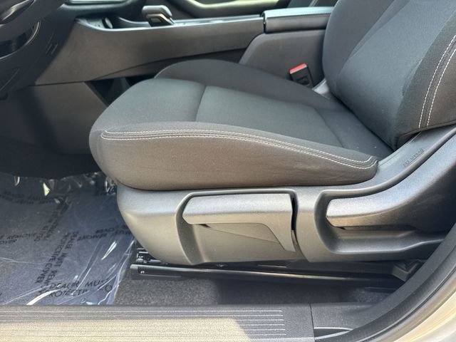 Used 2024 Nissan Rogue S FWD image 27