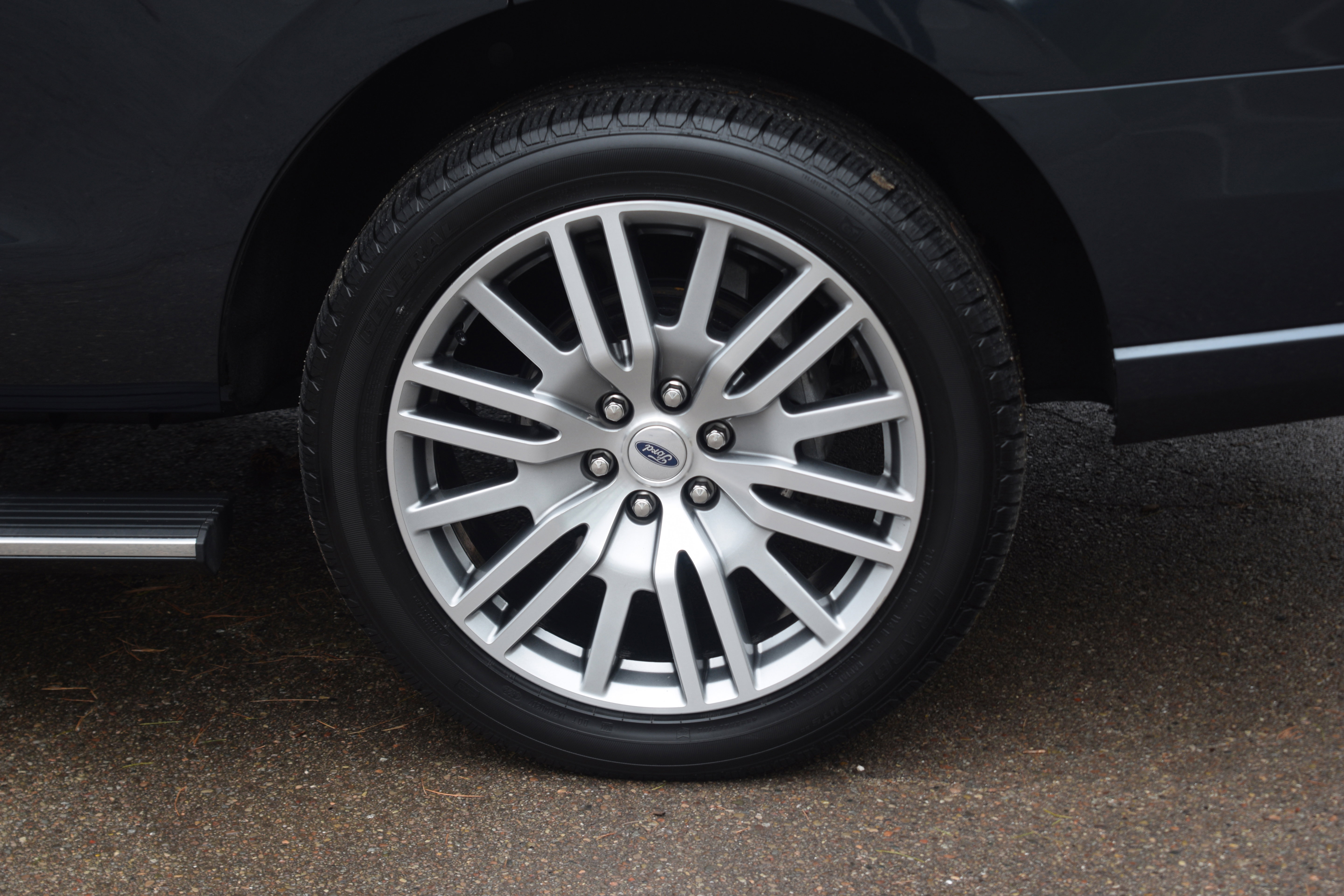 Used 2022 Ford Expedition Platinum image 30