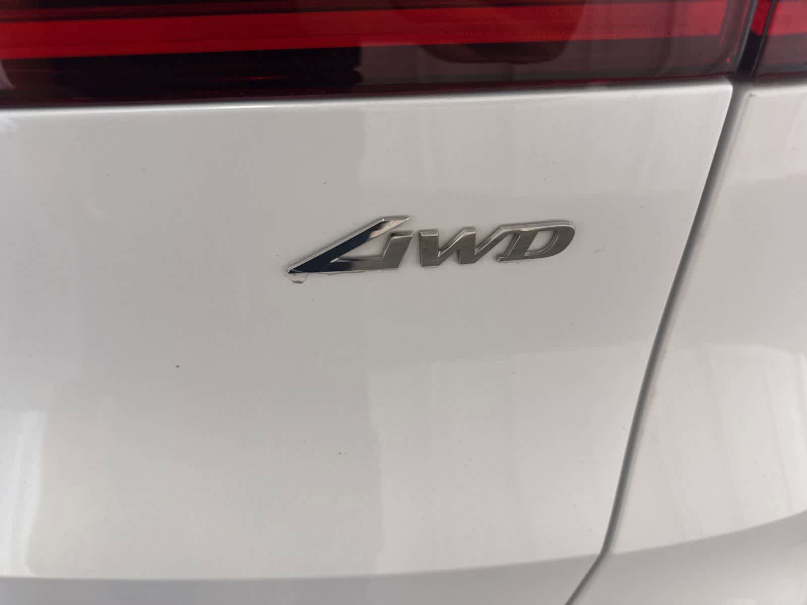 Used 2025 Genesis GV70 2.5T w/ Select Package AWD/4WD image 15