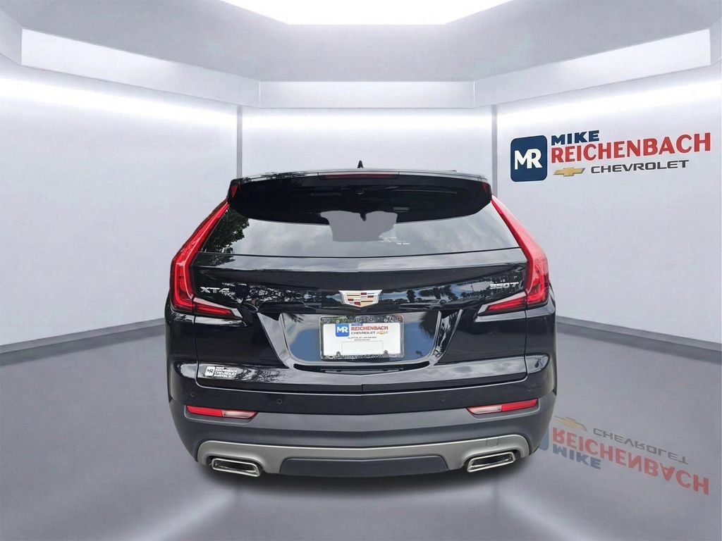 Used 2023 Cadillac XT4 Premium Luxury FWD image 5