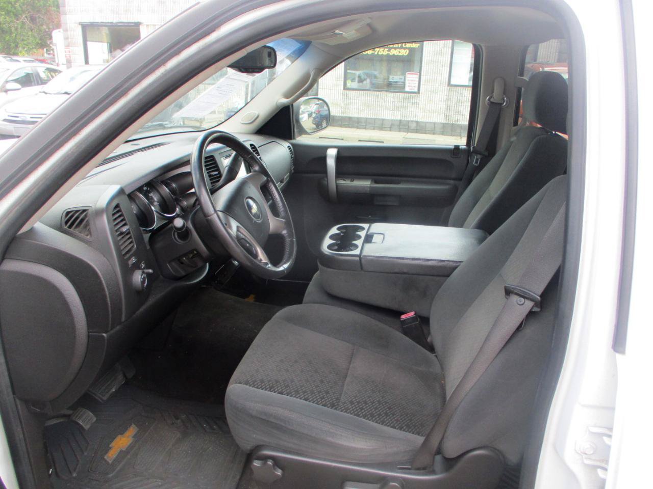 Used 2008 Chevrolet Silverado 1500 LT AWD/4WD image 8