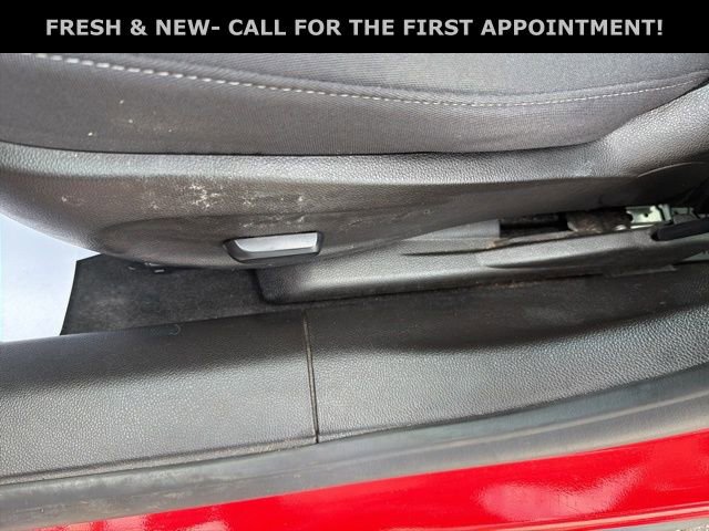 Used 2014 Chevrolet Cruze LT image 15