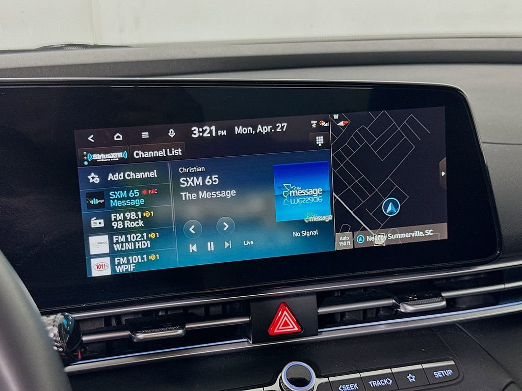 Used 2025 Hyundai Elantra SEL FWD image 29
