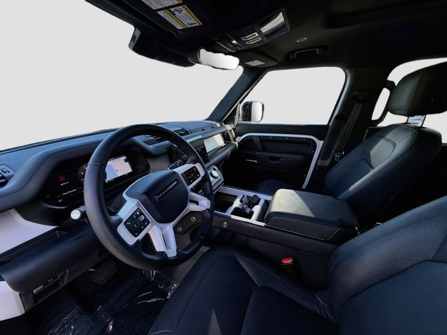 Used 2025 Land Rover Defender 110 X-Dynamic SE AWD/4WD image 21
