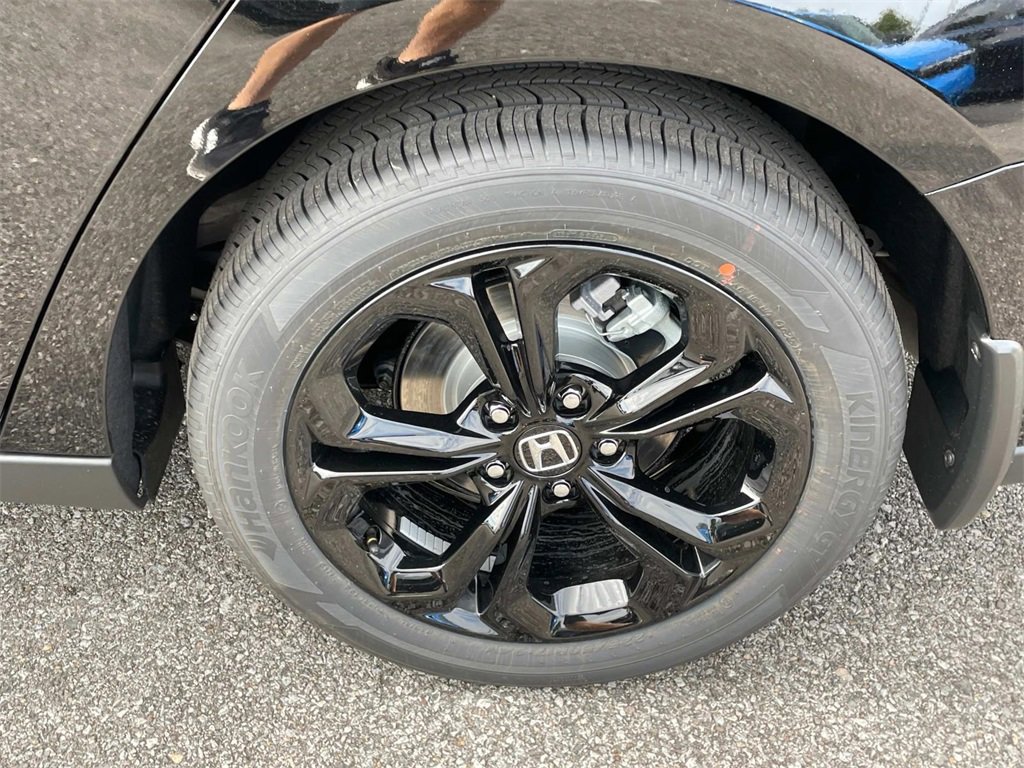 New 2025 Honda Accord SE image 9