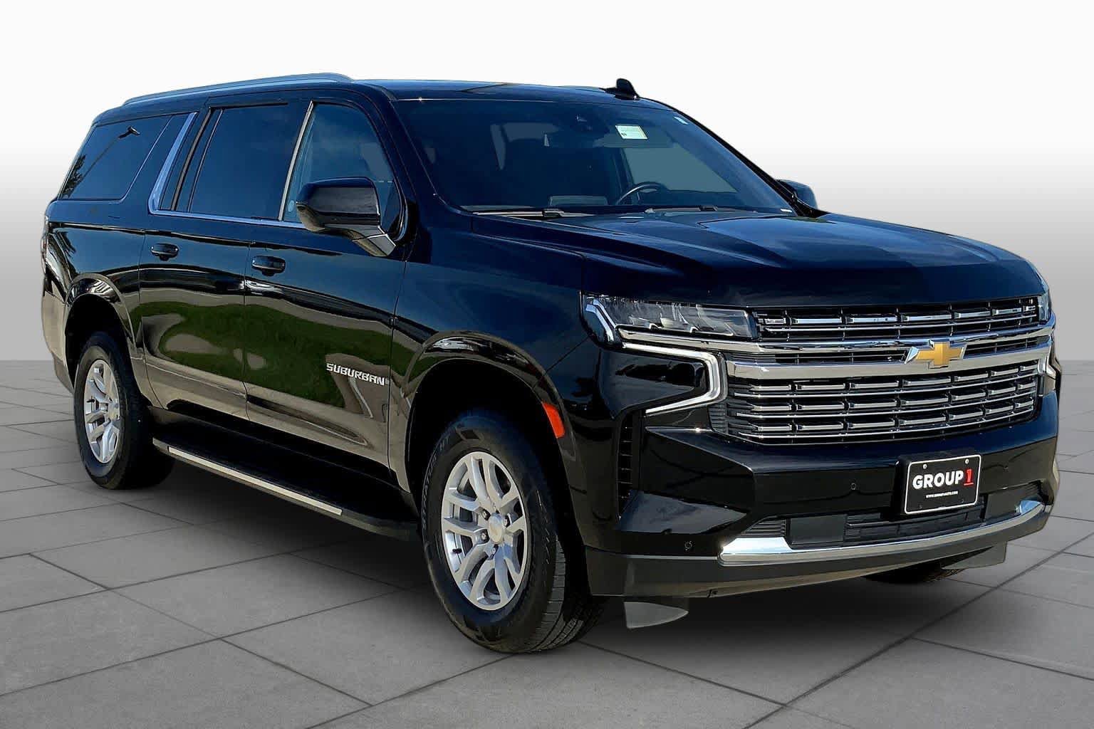 Used 2023 Chevrolet Suburban LS image 3