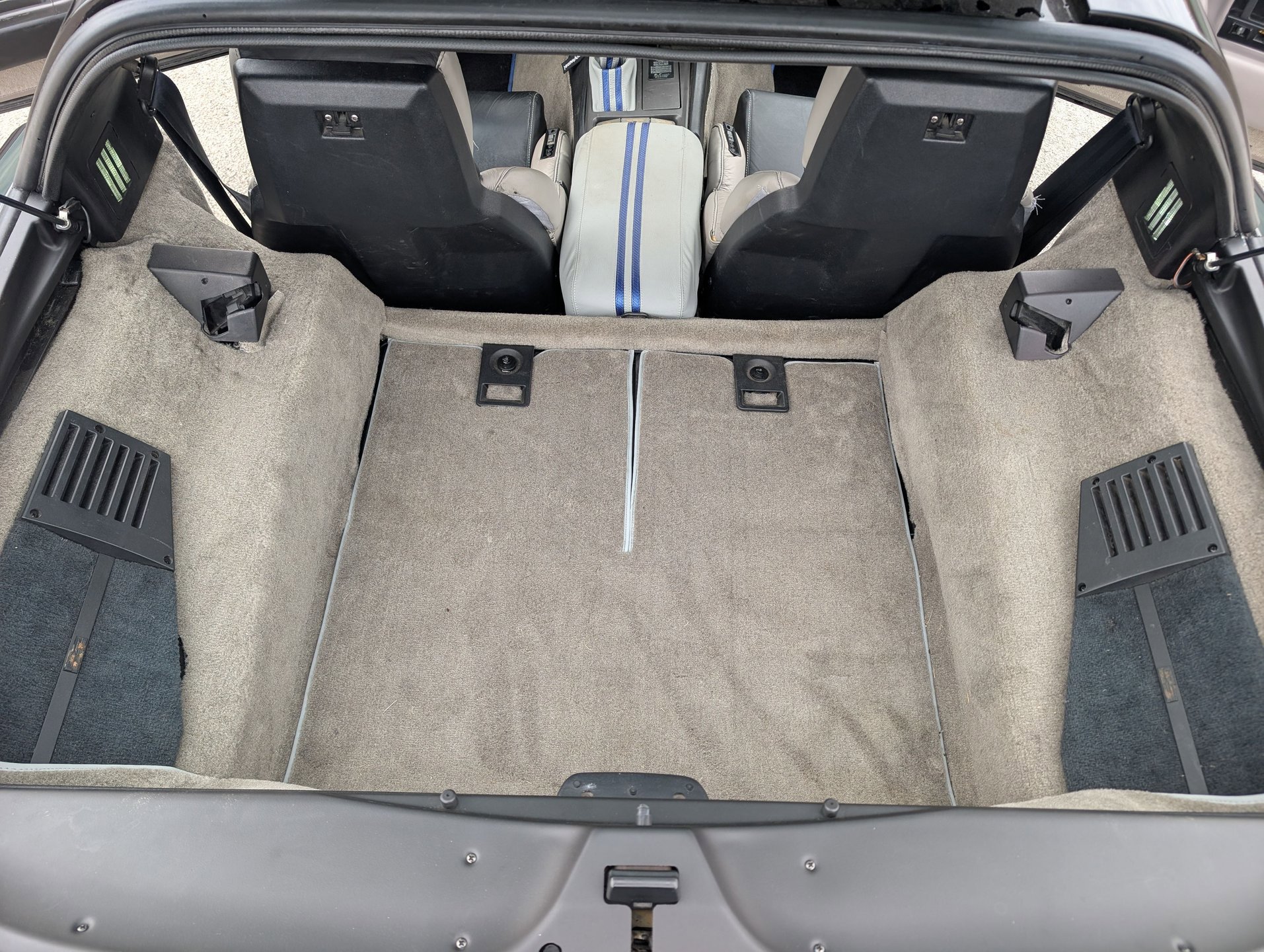 Used 1991 Chevrolet Corvette ZR-1 image 81