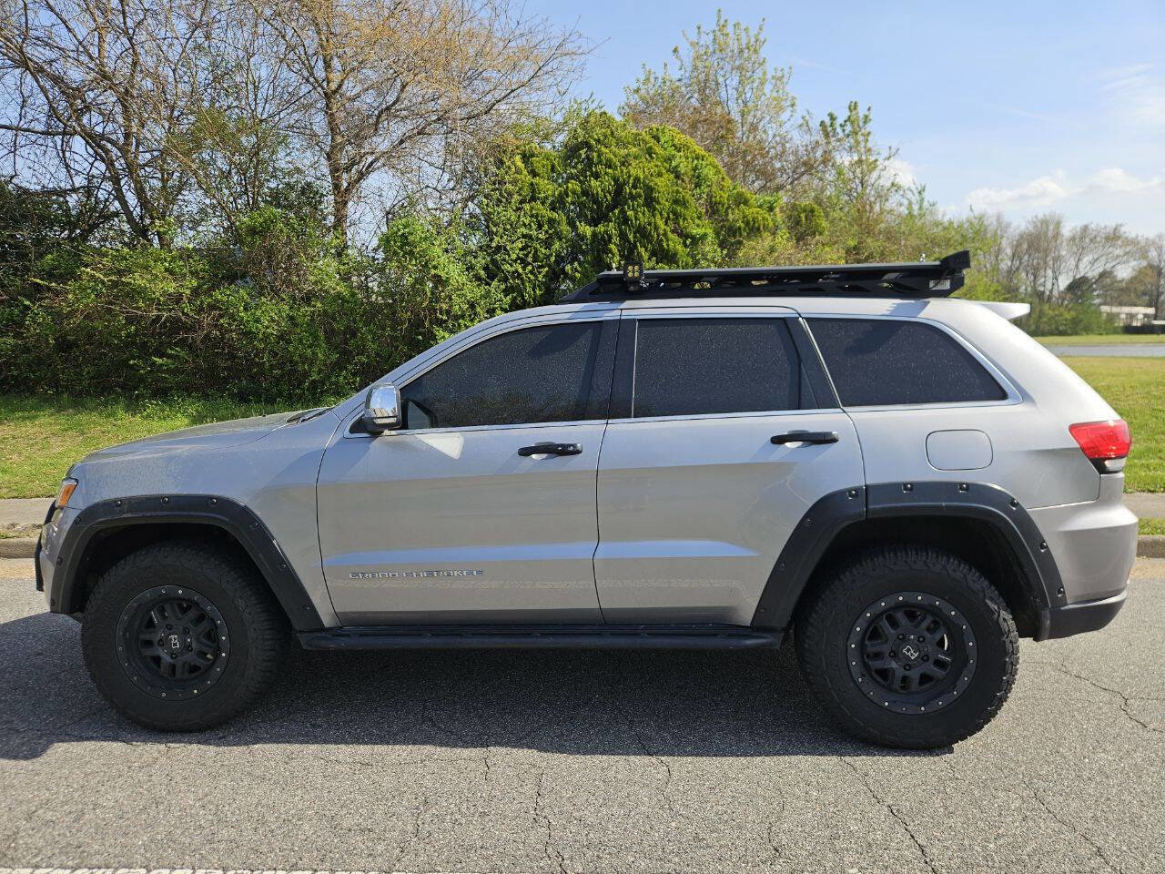 Used 2014 Jeep Grand Cherokee Limited w/ Luxury Group II AWD/4WD image 2
