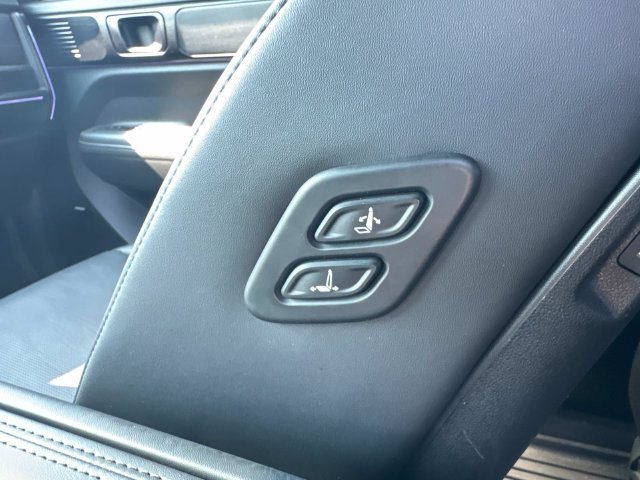 Used 2025 Hyundai Santa Fe Calligraphy AWD/4WD image 23