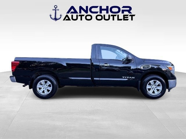Used 2017 Nissan Titan SV RWD image 6