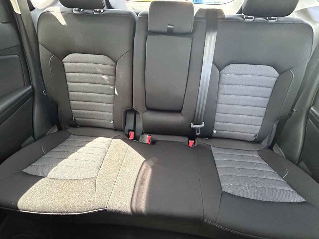 Used 2024 Ford Edge SE w/ Black Appearance Package AWD/4WD image 13
