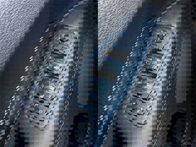 Used 2021 Dodge Durango SXT image 23