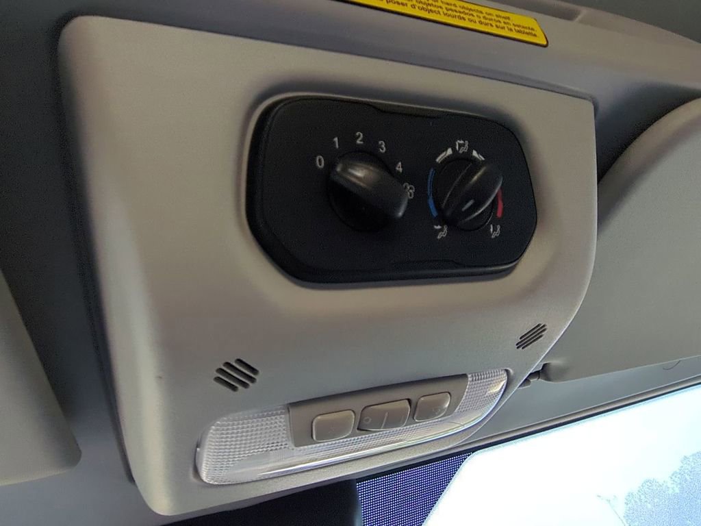 Used 2019 Ford Transit 350 XL image 20