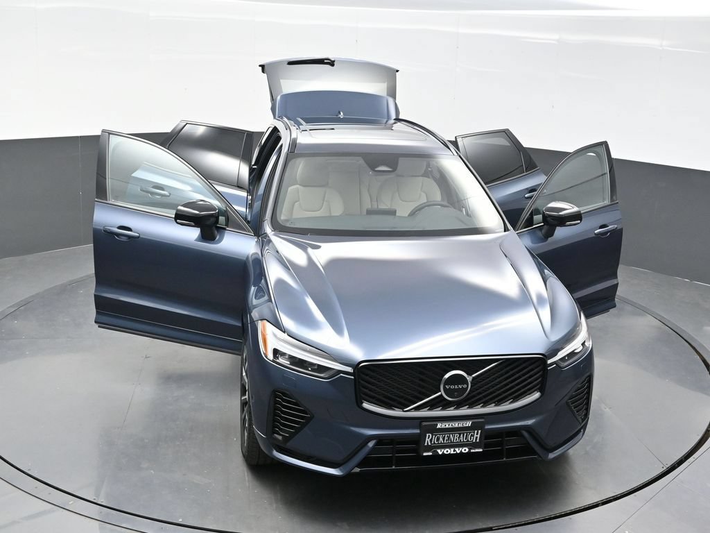 New 2026 Volvo XC60 T8 Plus w/ Climate Package AWD/4WD image 38