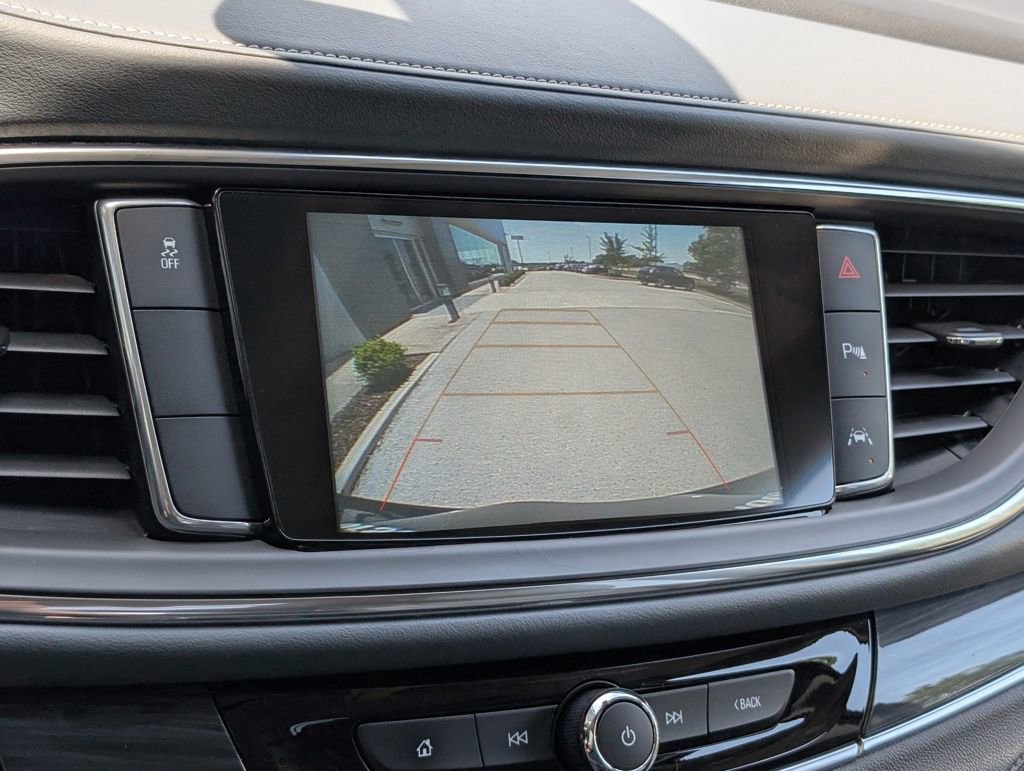 Used 2018 Buick Enclave Premium FWD image 14