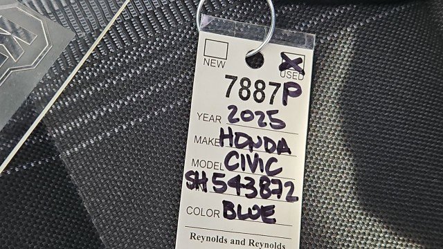 Used 2025 Honda Civic Sport image 33