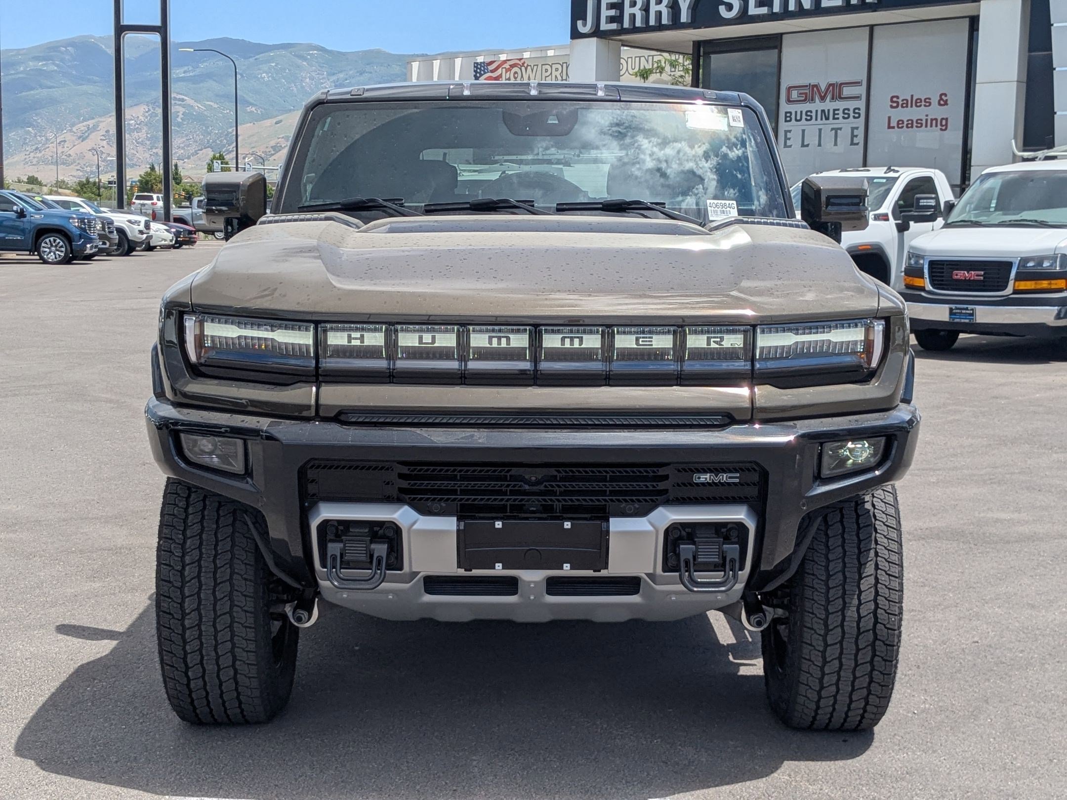 New 2025 GMC Hummer EV 2X image 9