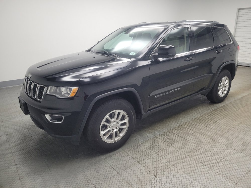 Used 2019 Jeep Grand Cherokee Laredo w/ Security & Convenience Group image 2