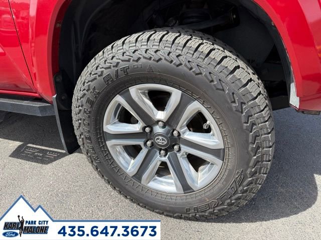 Used 2016 Toyota Tacoma Limited image 10