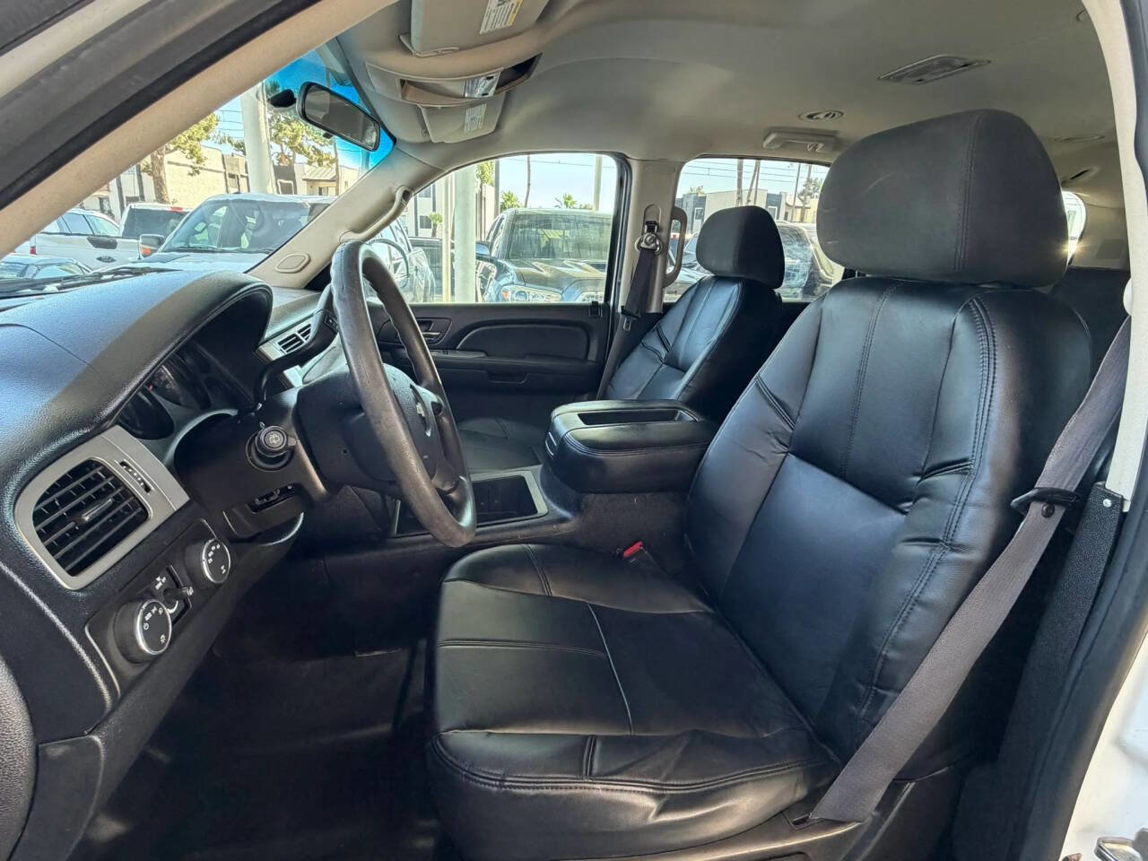 Used 2012 Chevrolet Tahoe LS w/ Skid Plate Package AWD/4WD image 9