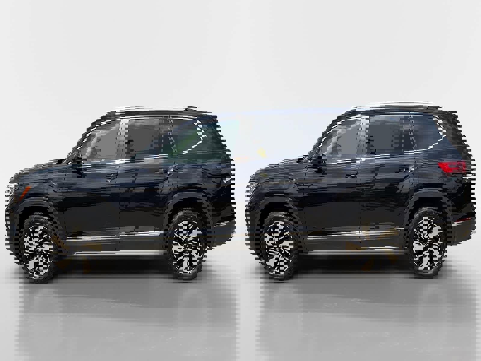 Certified 2024 Volkswagen Atlas SEL image 3